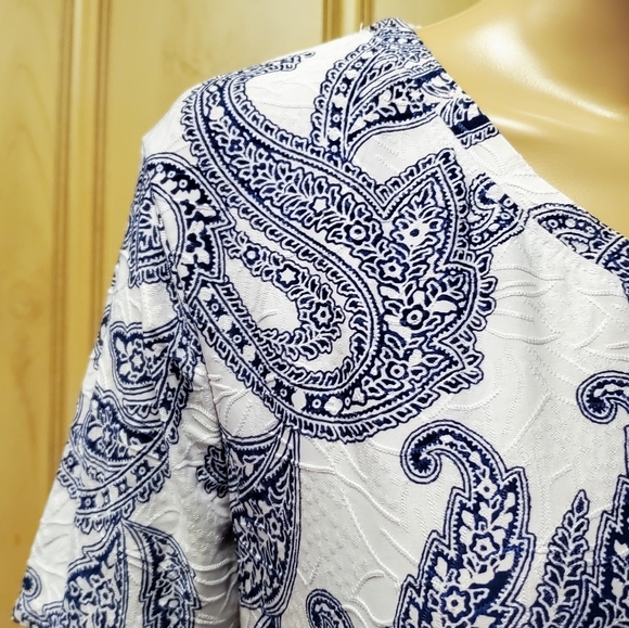 Paisley Blue and White Embroidered Tee - Picture 6 of 11